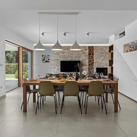 Villa Kapra Tar-Vabriga