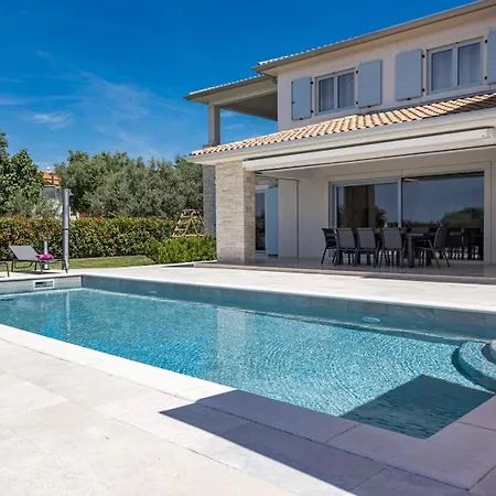 Villa Kapra *